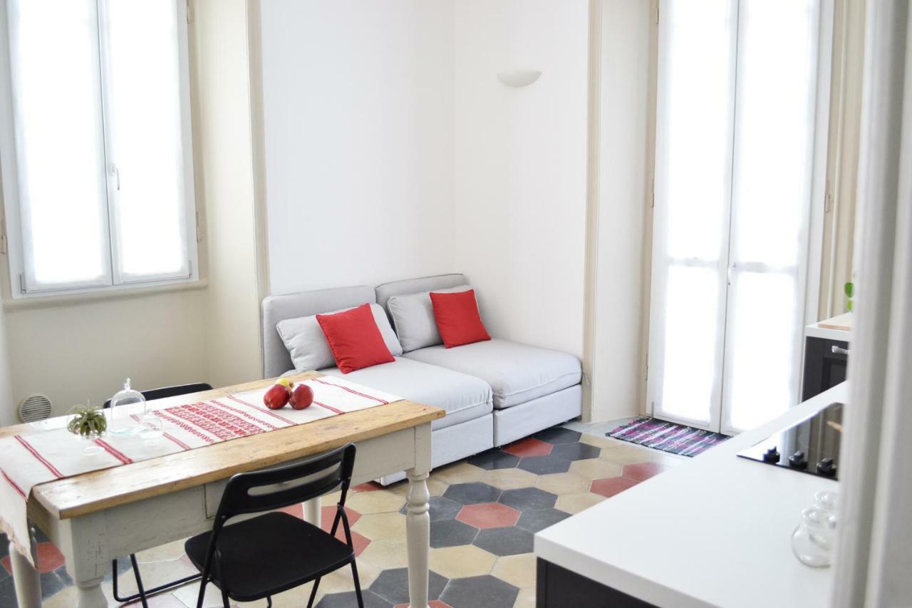 Italian Fairytale Apartment By Rent All コモ エクステリア 写真